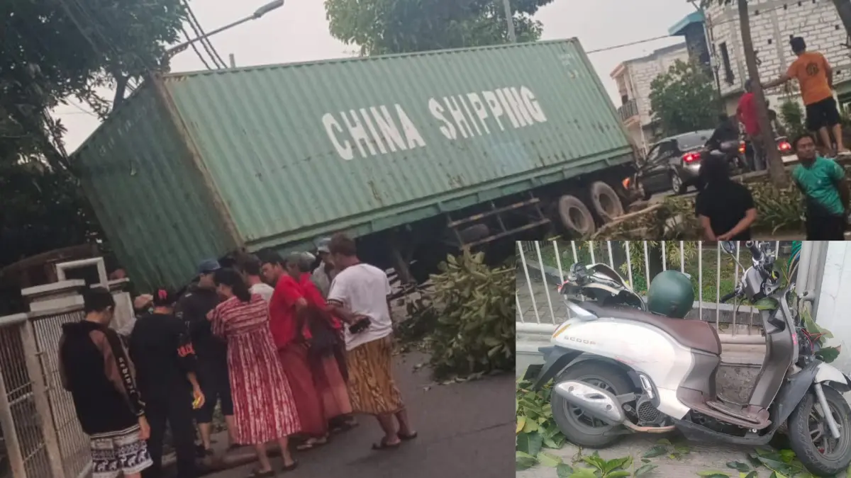 TONTONAN: Truk trailer yang melintang di Jalan Banjar Sugihan, Surabaya, menjadi tontonan warga. Kondisi sepeda motor yang tertabrak (insert).(IST/RADAR SURABAYA)