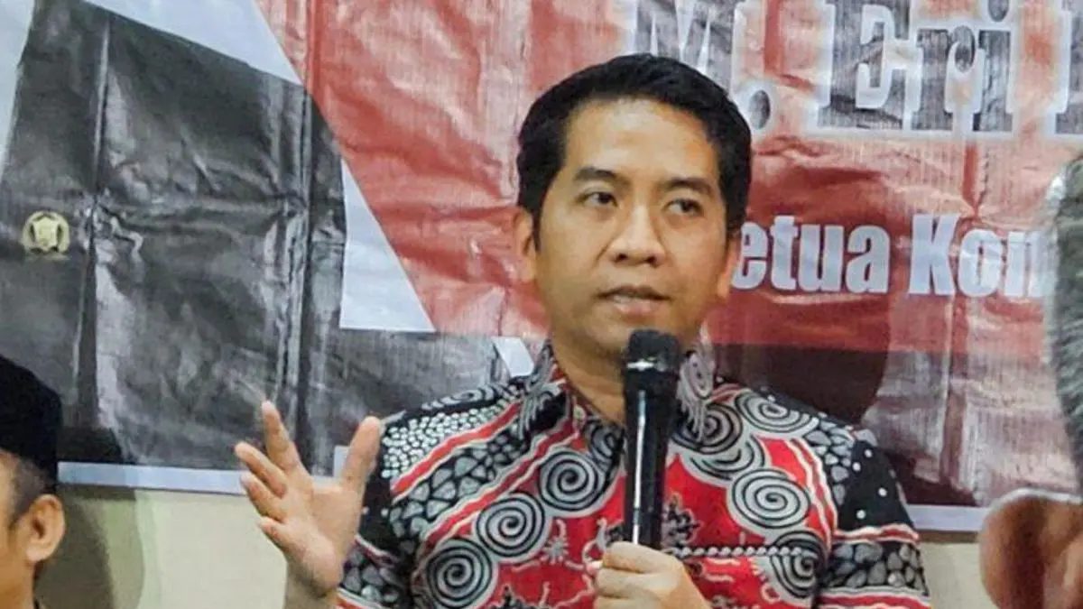 Ketua Komisi C DPRD Surabaya Eri Irawan