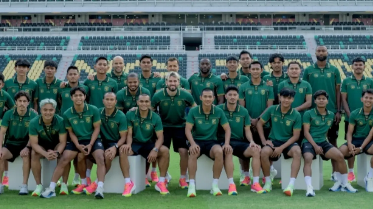 Skuad Persebaya siap mengarungi kompetisi Super League 2026/2027.(Persebaya) 