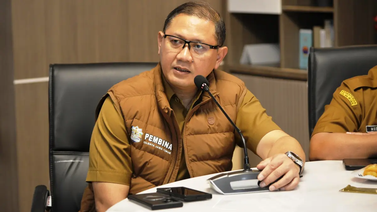 Kepala Dinas Pendidikan Jawa Timur, Aries Agung Paewai