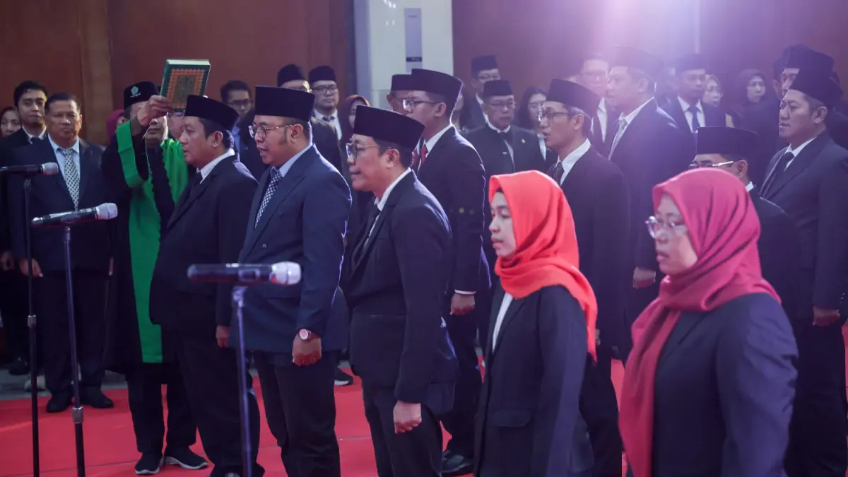 Sejumlah pejabat yang baru dilantik Wali Kota Surabaya Eri Cahyadi pada Kamis 9 Juli 2026. (IST)