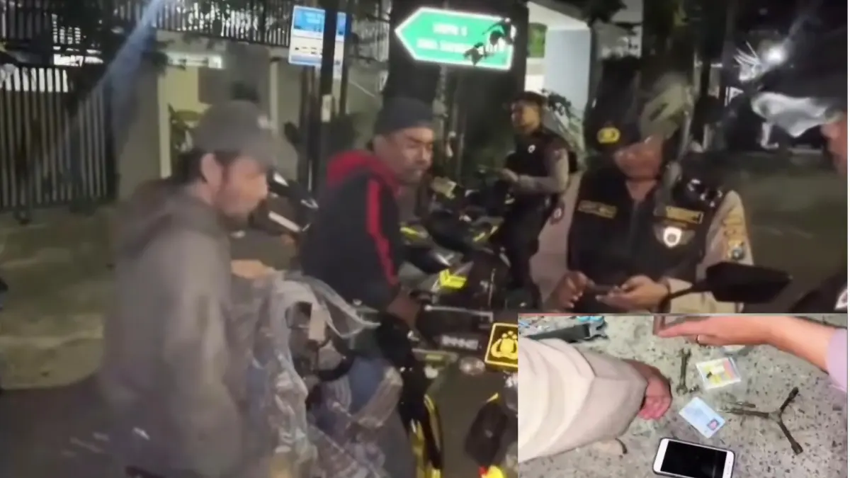 DIBERHENTIKAN: Tim Jogoboyo Satsamapta Polrestabes Surabaya memberhentikan dua pelaku pencurian mesin di Jalan Bunguran, Surabaya. Barang bukti yang ditemukan saat penggeledahan (insert).(IST/RADAR SURABAYA)