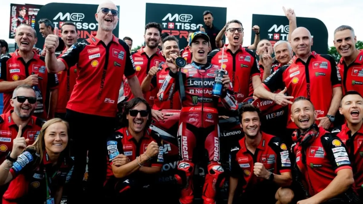 Marc Marquez tampil dominan sepanjang Sabtu, pembalap berjuluk King of Sachsenring itu melanjutkan performa impresifnya dengan memenangi sprint race yang berlangsung selama 15 putaran. (Instagram) 
