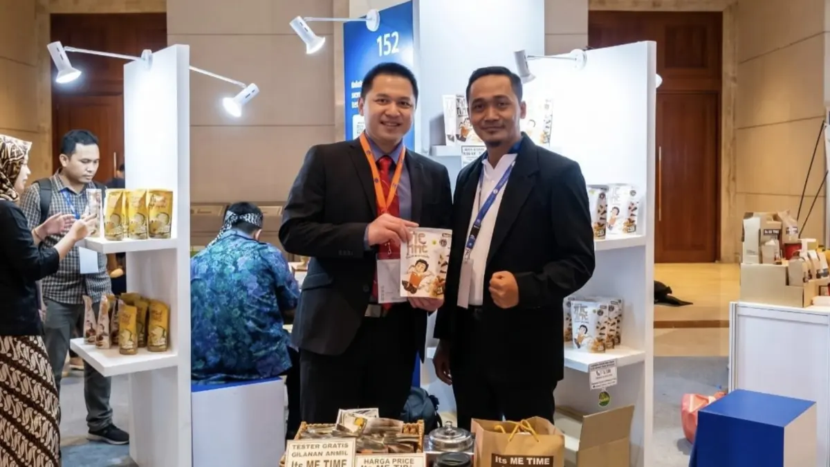 Petugas Rumah BUMN membimbing It’s Me Time secara mendalam dan intensif untuk membenahi aspek manajerial.