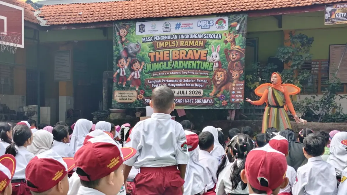 Suasana MPLS 2026 di  SDN Jemur Wonosari 1 Surabaya. (Andy Satria/Radar Surabaya)