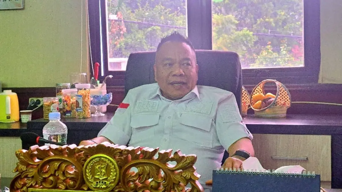 ALARM: Ketua Komisi A DPRD Surabaya, Yona Bagus Widyatmoko, menilai sidak Wali Kota sebagai peringatan bagi OPD hingga Lurah.(IST/RADAR SURABAYA)