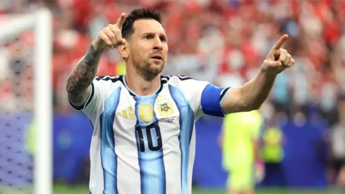 Lionel Messi baru pertama kali menghadapi Timnas Inggris. (BBC) 