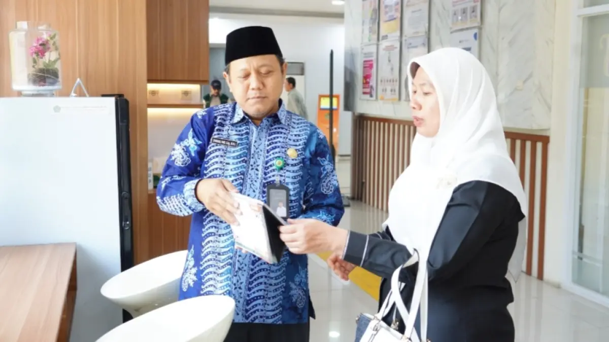 Kanwil Kemenag Jatim menerima kunjungan kerja Kanwil Kemenag DKI Jakarta untuk berbagi strategi pembangunan Zona Integritas menuju birokrasi yang bersih dan melayani.(Rahmat Sudrajat) 