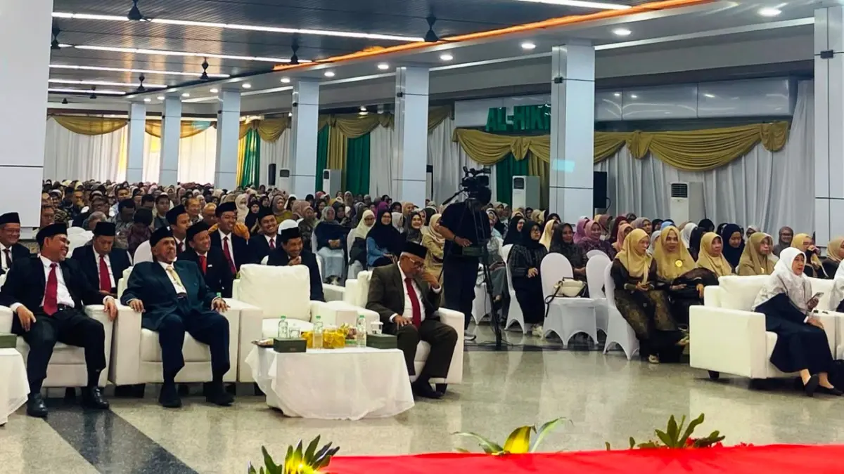 LANCAR: Pertemuan Yayasan Lembaga Pendidikan Islam Al Hikmah Surabaya dalam Silaturahmi Wali Murid baru KB-TK hingga SMA , Sabtu (18/7/).