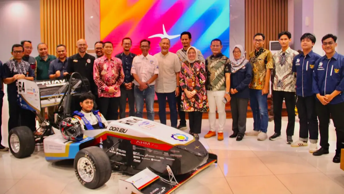 Mobil balap Sapuangin Speed 8 karya Tim Sapuangin ITS yang akan berlaga pada ajang Formula SAE Japan 2026 di Jepang pada awal Agustus mendatang.
