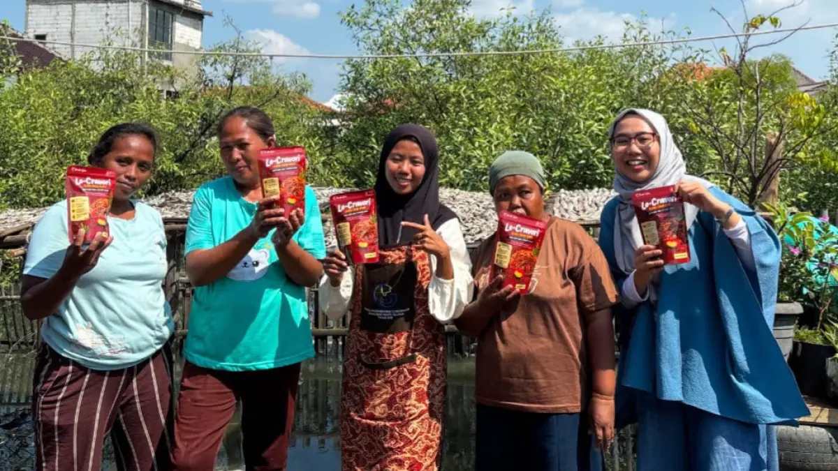 Rosyidah juga memanfaatkan fasilitas Kredit Usaha Rakyat (KUR) BRI sebagai tambahan modal usaha.