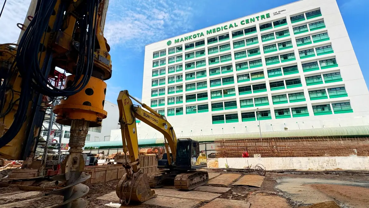FASILITAS KESEHATAN: Mahkota Medical Centre memulai pembangunan gedung rumah sakit baru setinggi 10 lantai.
