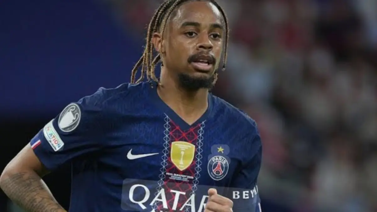Bradley Barcola tolak perpanjangan kontrak PSG. (BBC) 