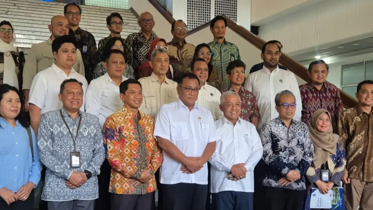 Rombongan dari Kementerian Lingkungan Hidup mengunjungi IT