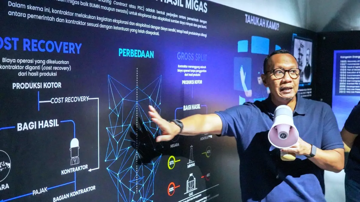 BERMANFAAT: Kunjungan dan edukasi di migas corner Institut Teknologi Sepuluh Nopember (ITS).&nbsp;
