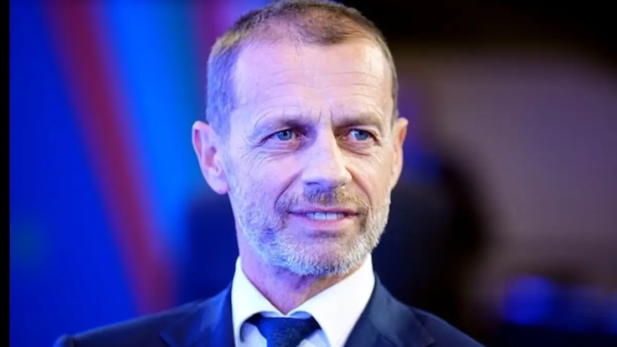 Presiden UEFA Aleksander Ceferin mengecam rencana FIFA yang membuka peluang bagi investor swasta untuk mengambil bagian dalam penyelenggaraan Piala Dunia. (The Guardian) 