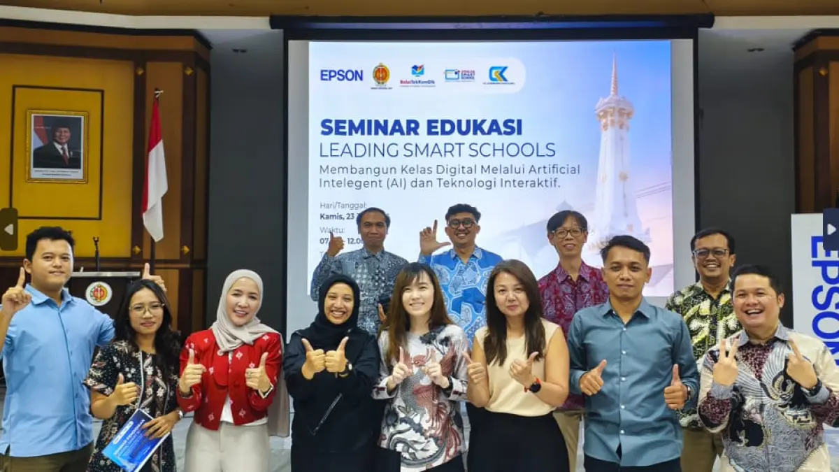PT Epson Indonesia berkolaborasi dengan Dinas Pendidikan, Pemuda, dan Olahraga Daerah Istimewa Yogyakarta (Disdikpora DIY) serta Balai Teknologi Komunikasi Pendidikan (Balai Tekkomdik) DIY menggelar seminar bertajuk “Membangun Kelas Digital Melalui Integrasi Artificial Intelligence (AI) dan Teknologi Interaktif.(humas)