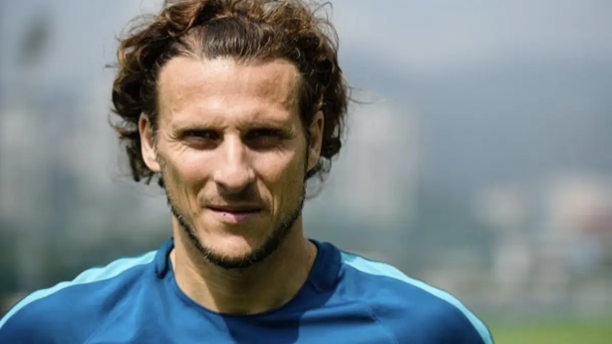Diego Forlan pelatih baru timnas Uruguay. (Daily mail) 