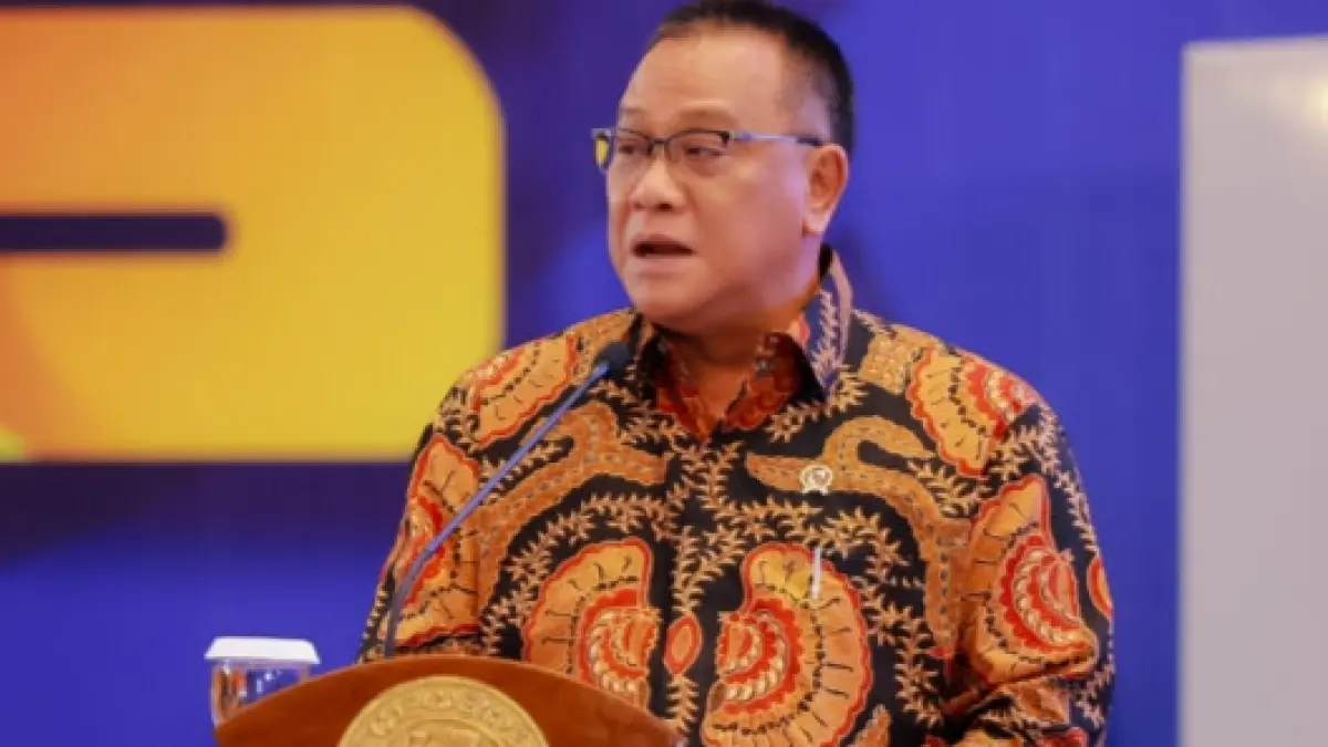 Menteri Lingkungan Hidup Jumhur Hidayat. 