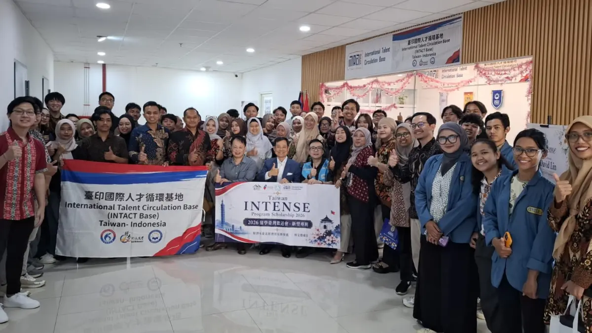 Perwakilan mahasiswa dari 8 kampus di Jawa Timur mengikuti pembekalan jelang keberangkatan ke Taiwan. (IST)