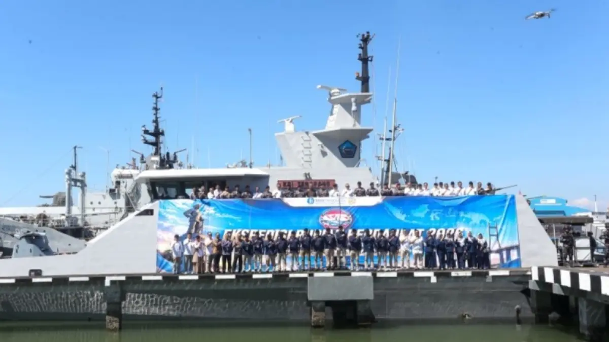 Kantor Perwakilan Bank Indonesia Provinsi Jawa Timur bersama Pemerintah Provinsi Jawa Timur dan Tentara Nasional Indonesia Angkatan Laut melepas Tim Ekspedisi Rupiah Berdaulat  (ERB) Mandiri Jawa Timur Tahun 2026 di Surabaya, Sabtu (8/8).(ANTARA/HO-BI Jatim ). 