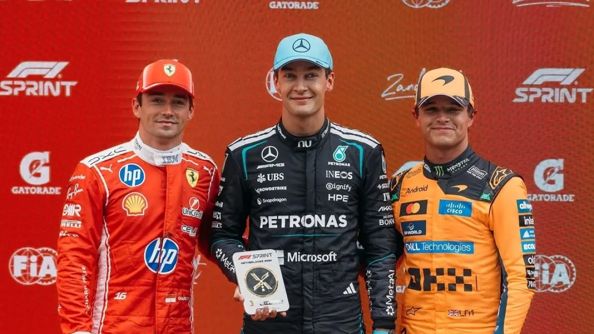 George Russell diapit Charles Leclerc (kiri) dan Lando Norris. (F1) 