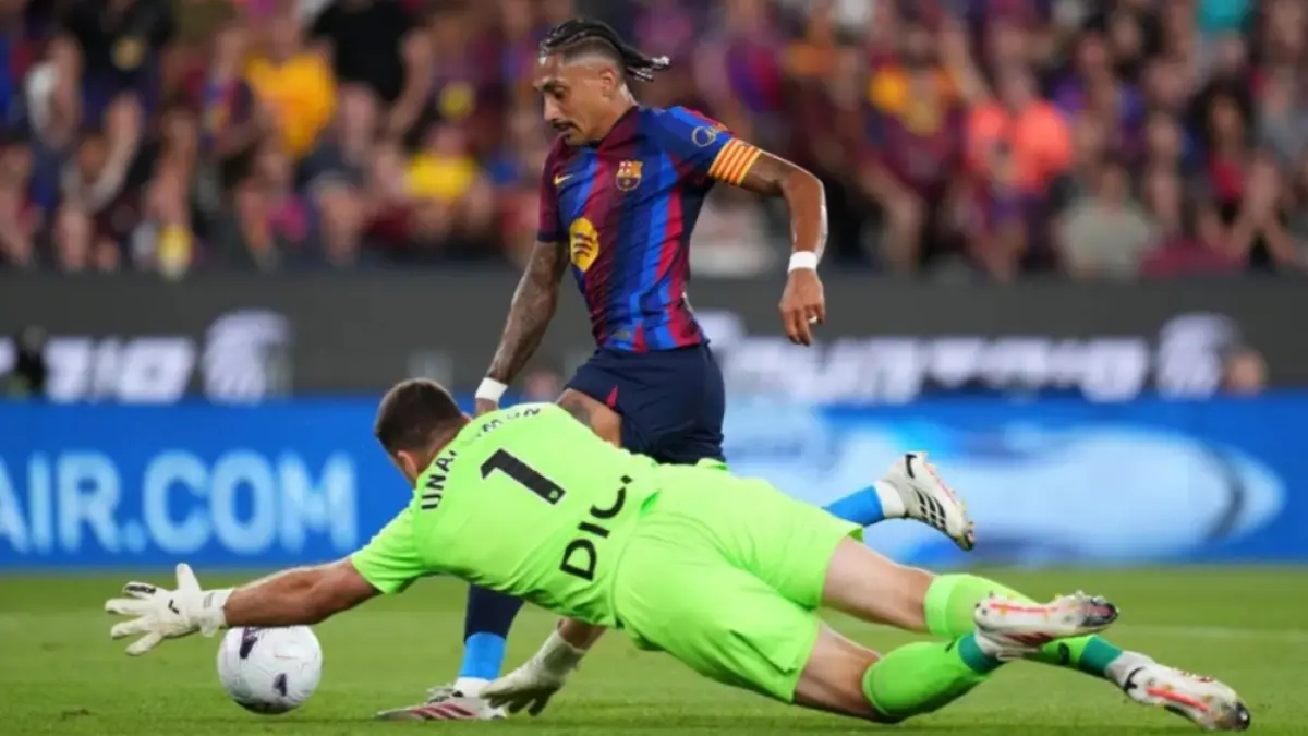 Raphinha jadi bintang kemenangam Barcelona atas Athletic Bilbao. (Football Espana) 