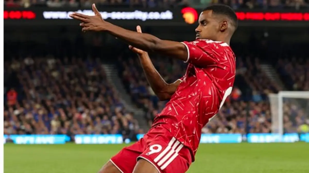 Alexander Isak cetak dia gol cepat untuk kenangan Liverpool. (Dailymail) 