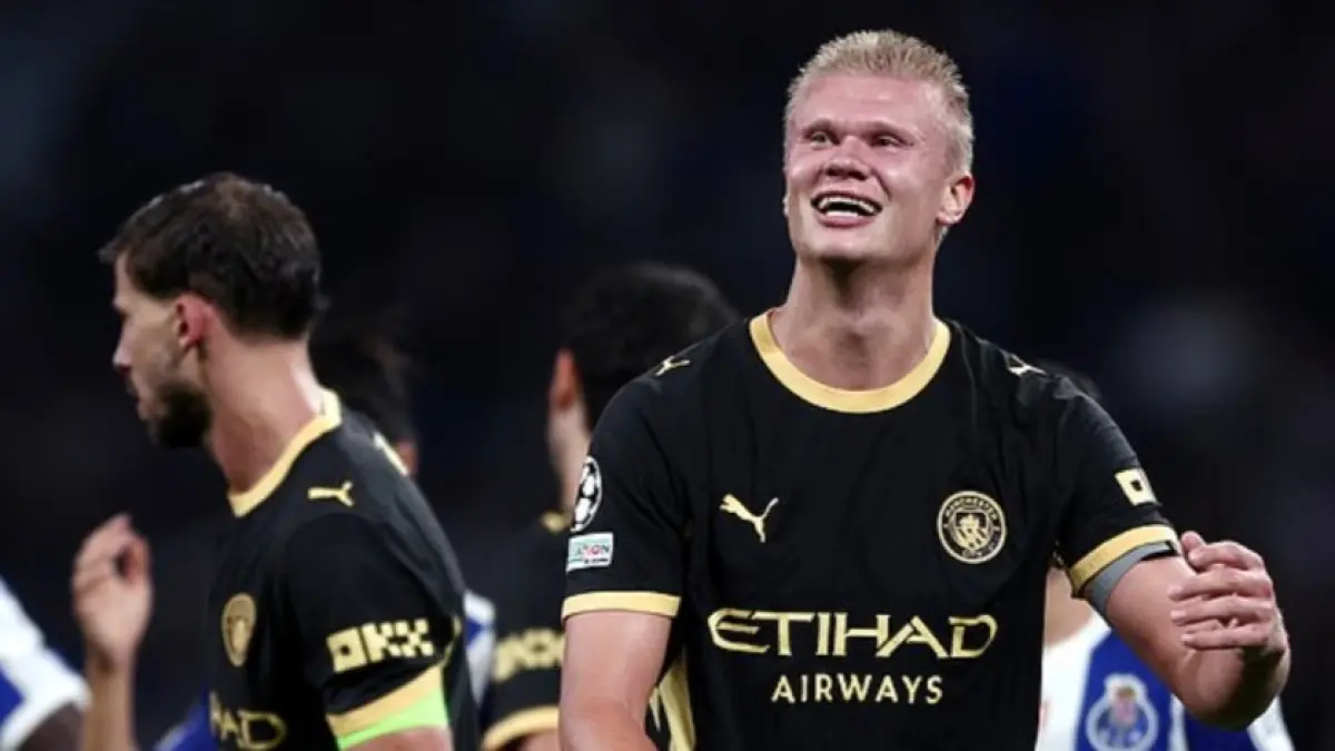 Erling Haaland cetak brace saat Manchester City kalahkan Porto. (Dailymail) 