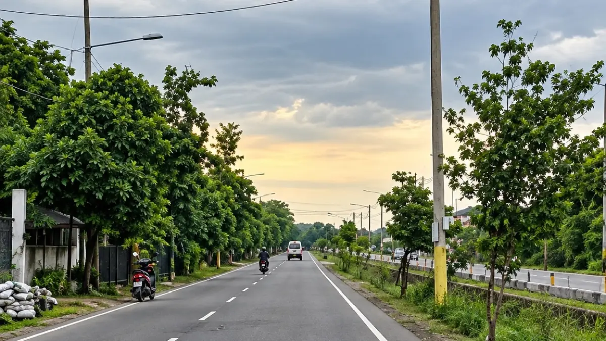 MULUS: Akses jalan di Lingkar Timur terus diperhalus dengan betonisasi berkelanjutan. 
