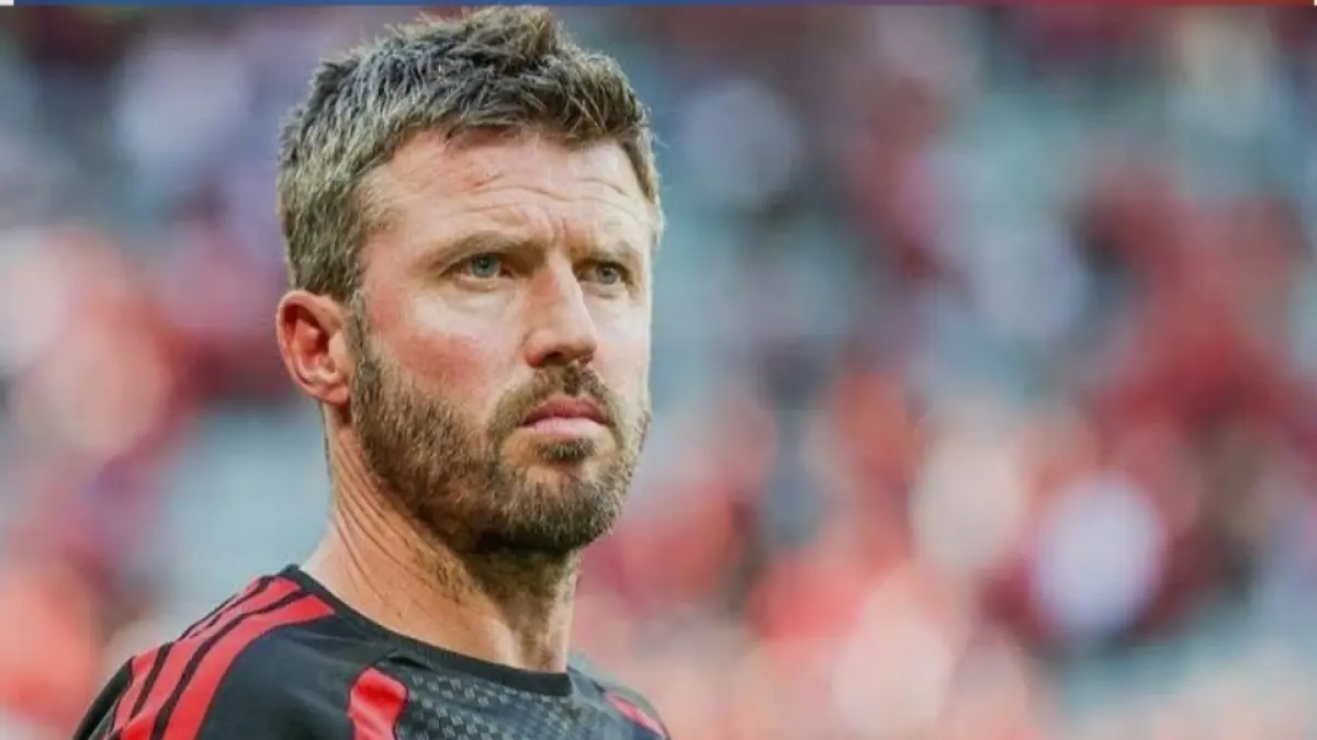 Michael Carrick akan memimpin Manchester United menjalani laga bersejarah di Liga Champions. (BBC) 
