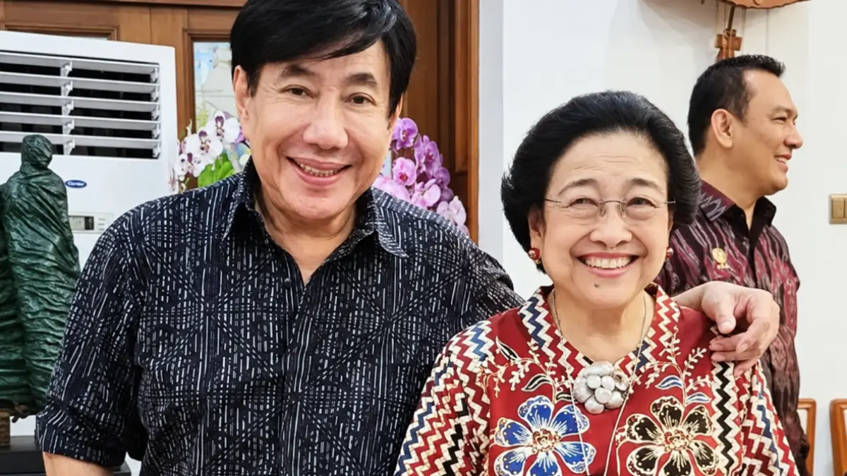 Guruh Soekarno Putra (kiri) akhirnya berpulang Minggu (26/09) usai dinyatakan kritis.