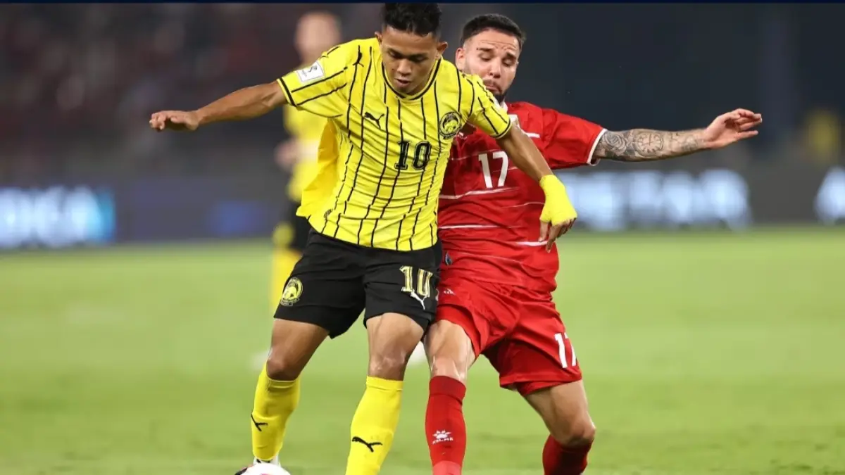 Bermain 10 pemain Indonesia tidak kalah saat lawan Malaysia. (FIFA)