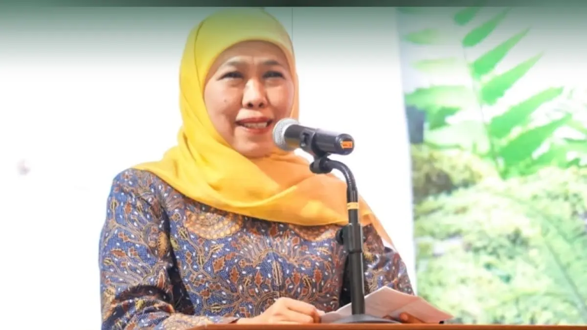 Gubernur Khofifah Indar Parawansa.