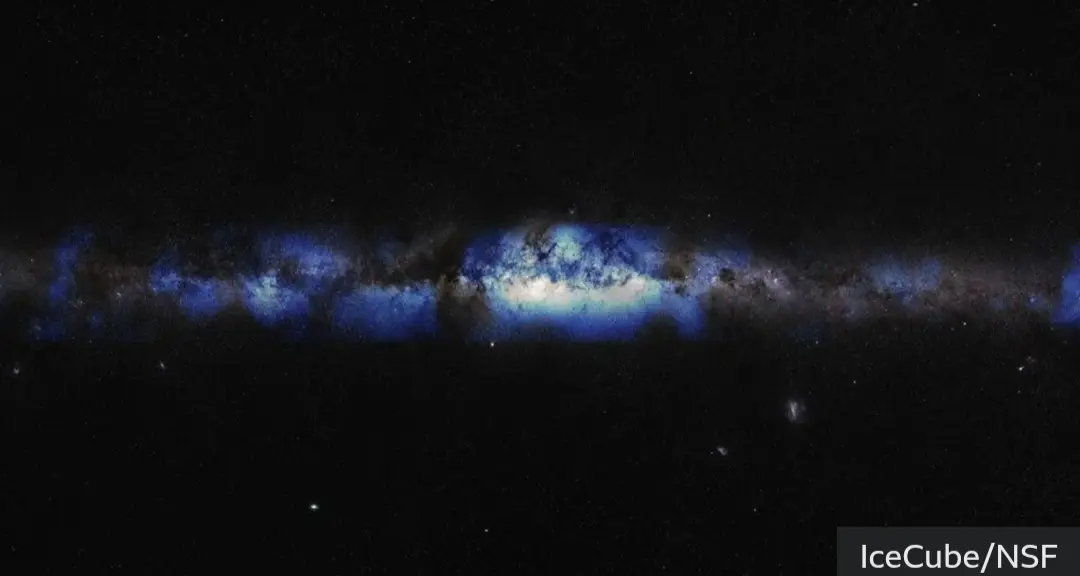 Gambar buram ini merupakan gambaran Bima Sakti, tetapi tersusun dari partikel neutrino. (BBC)