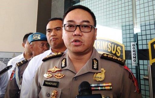 Tata Janeeta dan Regina Mangkir, Aji dan Ari Sigit Dipanggil