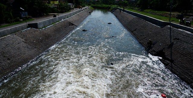 Sungai Berbusa Di Dam Sumput Disimpulkan karena Detergen