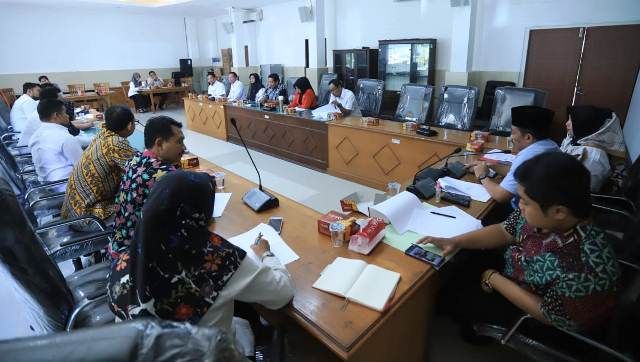 Paguyuban GTT/PTT Wadul Dewan Karena Pembayaran Honor Terlambat