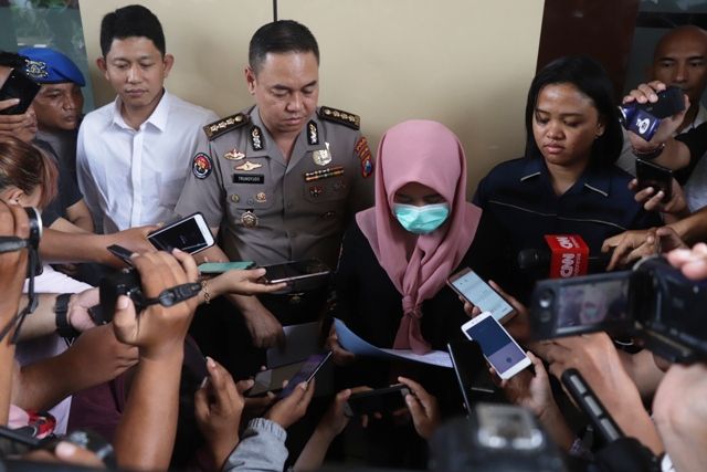 Sebar Hoax Virus Corona, Ibu Rumah Tangga Ditangkap