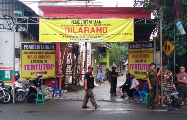 Antisipasi Kerumunan Jelang Ramadan, TPU Tlogopojok Dijaga Ketat Warga