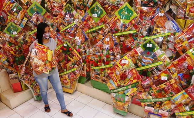 Pembeli Parcel Turun Drastis, Stok pun Dikurangi