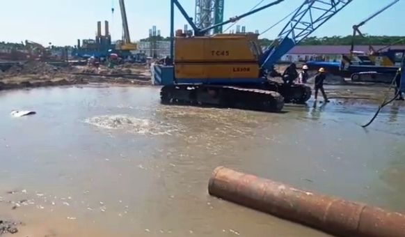 Pipa PDAM 1000 MM terkena Tiang Pancang Pembangunan Gedung UINSA
