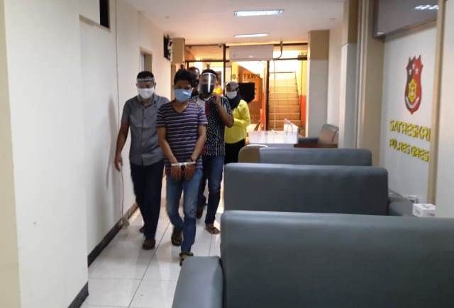 Jumpa Darat dengan Teman FaceBook, Malah Disetubuhi Tiga Kali