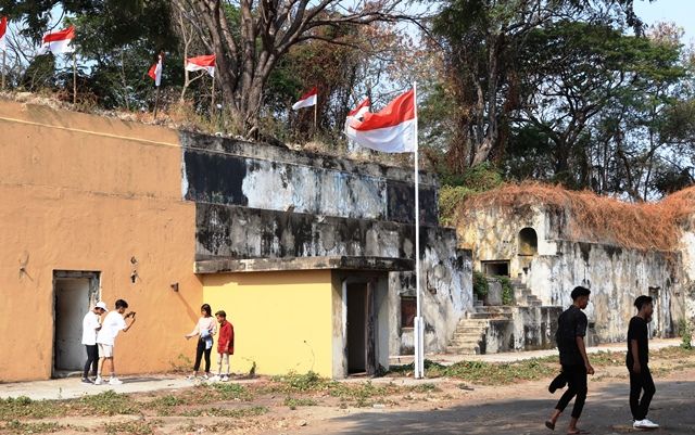 Dipasang Plakat Cagar Budaya Benteng Kedung Cowek Jadi Wisata Unggulan