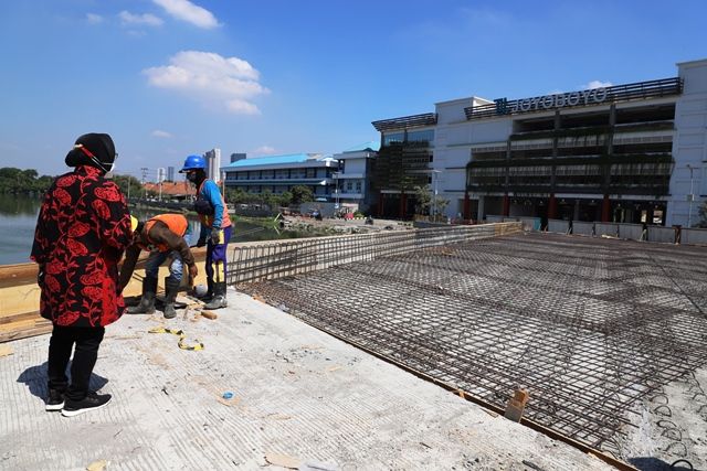 Sidak Joyoboyo, Risma Soroti Drainase dan Elevasi Jembatan