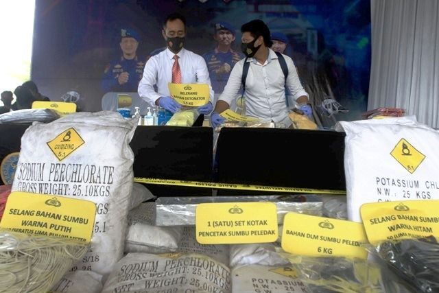Baharkam Polri-Ditpolairud Gerebek Rumah Produksi Bom Ikan