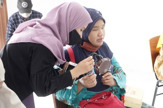 Bantu Praktikum Tuna Netra dengan Termometer Berbasis Suara