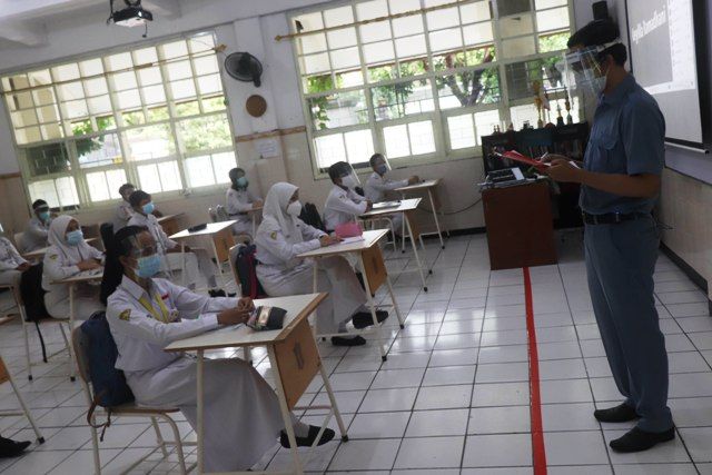 Pembelajaran Tatap Muka, Sekolah Tak Boleh Bebani Orang Tua dan Siswa