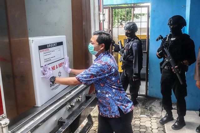 77.760 Dosis Vaksin Covid-19 Tiba di Jatim, Diprioritaskan untuk Nakes