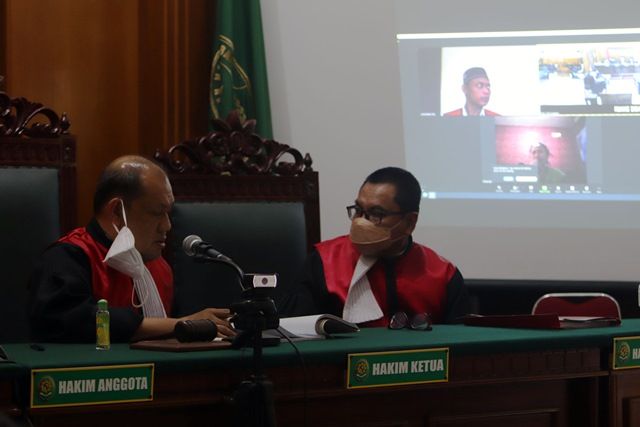 Emak-Emak Nyabu Dituntut Enam Tahun